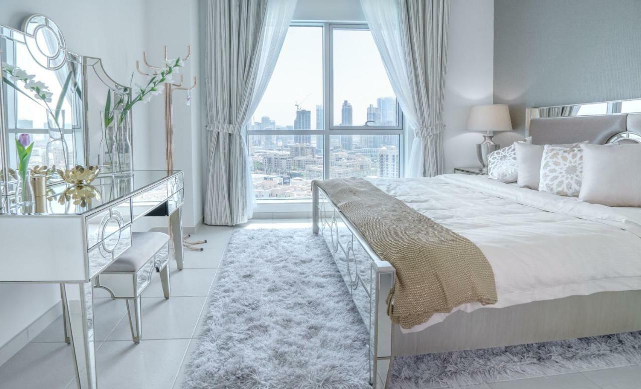 Elite Royal Apartment - Full Burj Khalifa & Fountain View - Premier - 2 Bedrooms & 1 Open Bedroom Without Partition Dubai Luaran gambar