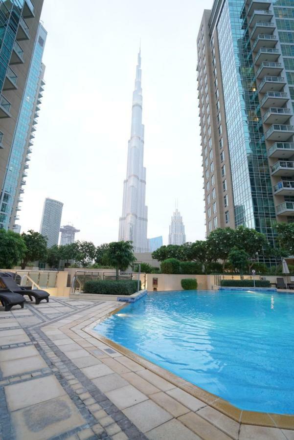 Elite Royal Apartment - Full Burj Khalifa & Fountain View - Premier - 2 Bedrooms & 1 Open Bedroom Without Partition Dubai Luaran gambar